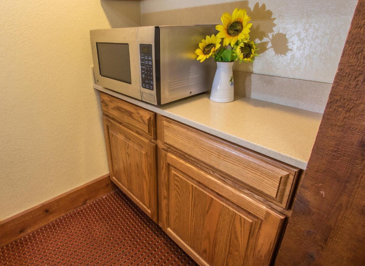 Salt Fork State Park Lodge And Conference Center Cambridge Bagian luar foto