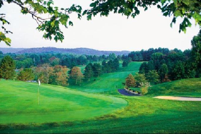 Salt Fork State Park Lodge And Conference Center Cambridge Bagian luar foto