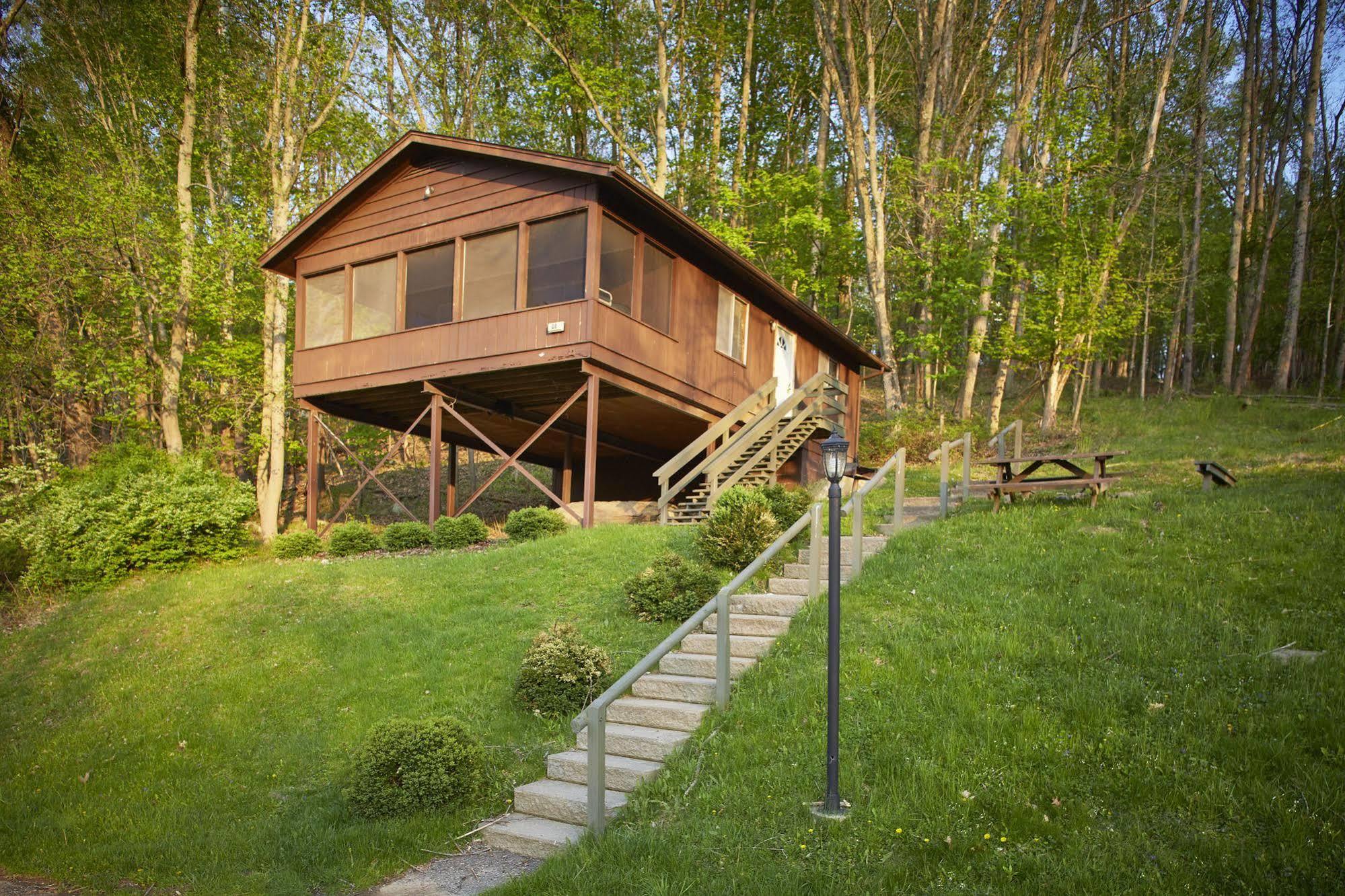 Salt Fork State Park Lodge And Conference Center Cambridge Bagian luar foto