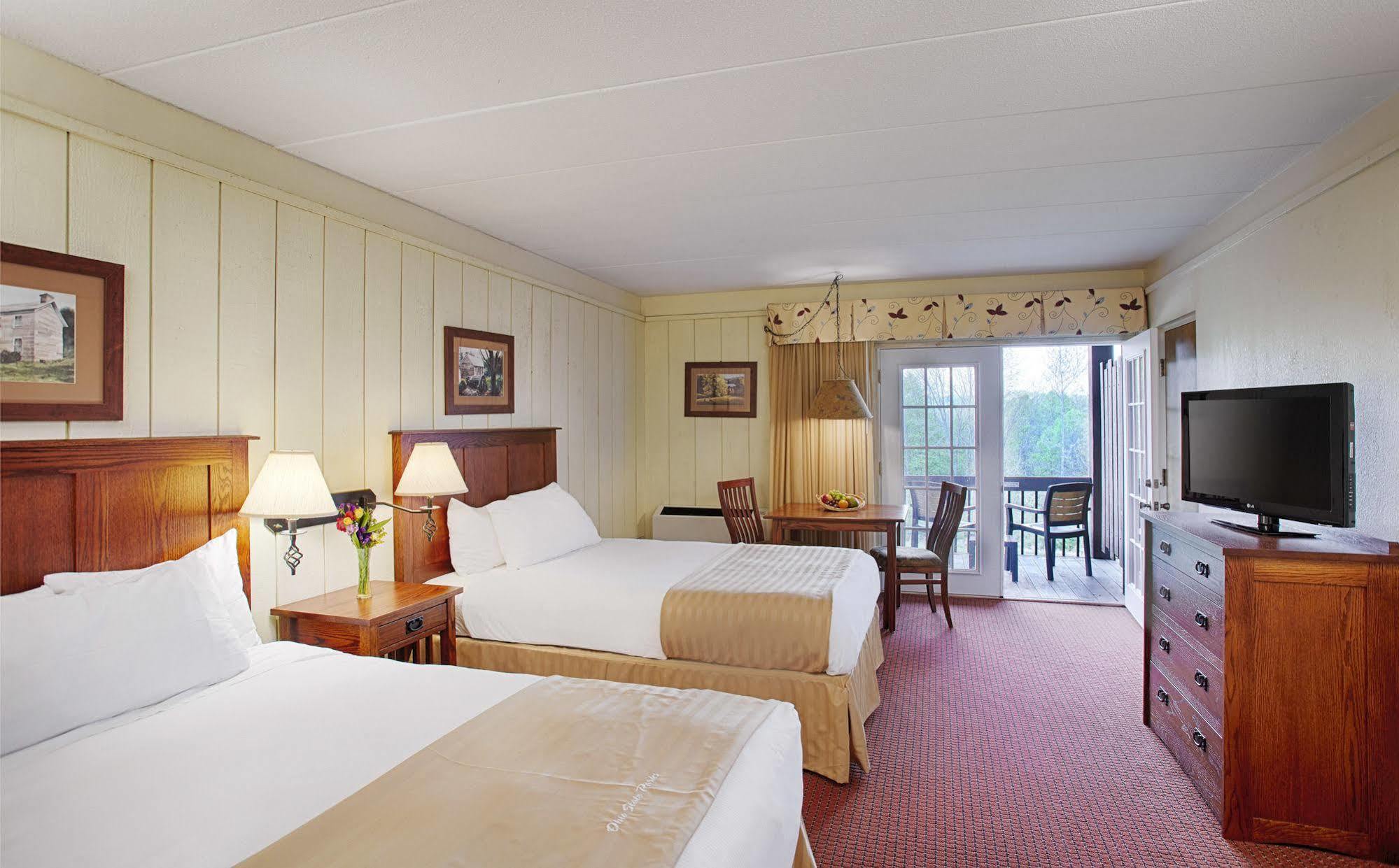 Salt Fork State Park Lodge And Conference Center Cambridge Bagian luar foto