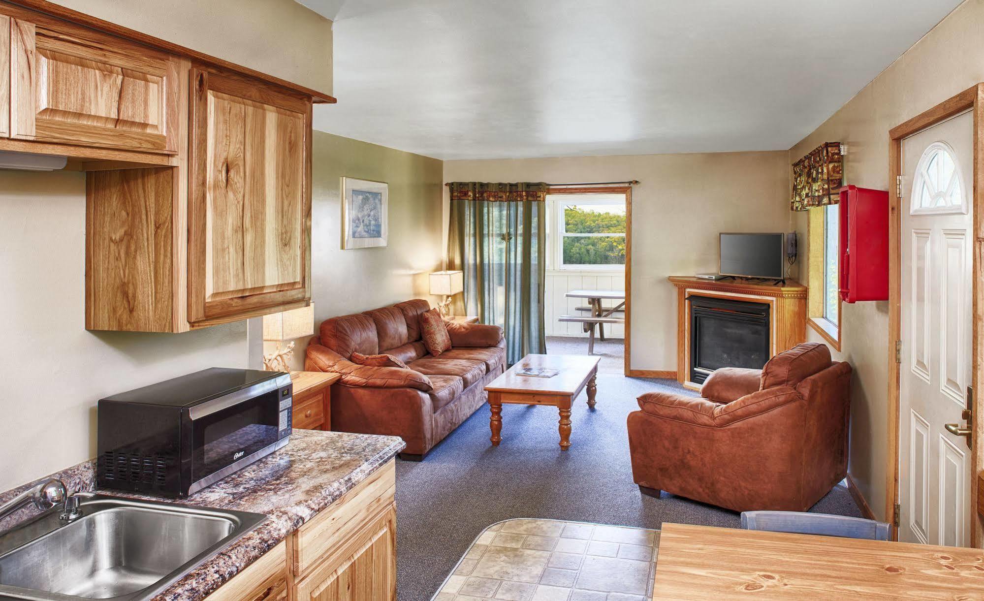Salt Fork State Park Lodge And Conference Center Cambridge Bagian luar foto