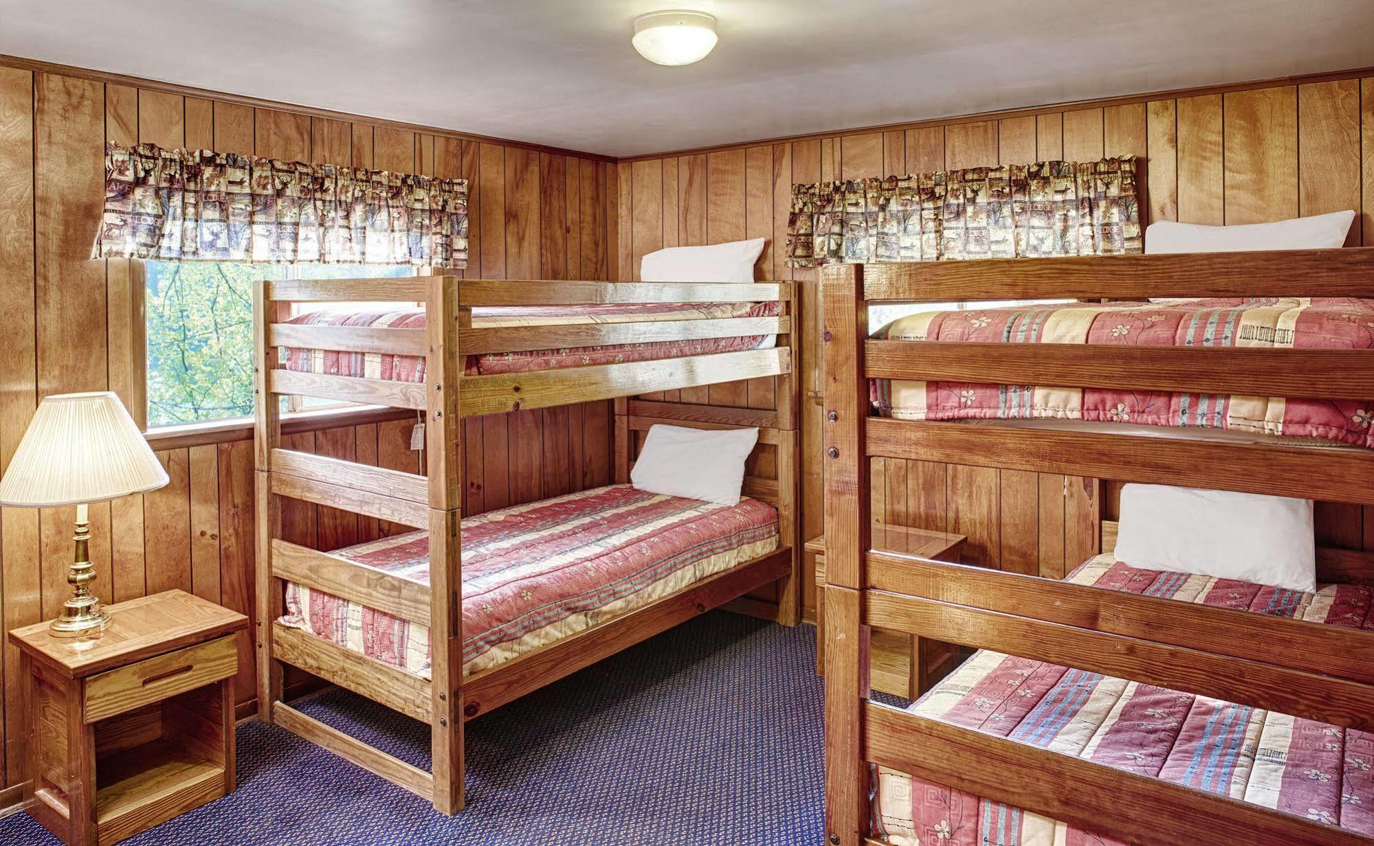 Salt Fork State Park Lodge And Conference Center Cambridge Bagian luar foto